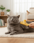 FurEase Brush™ – Gentle Shedding Relief for Happy Cats